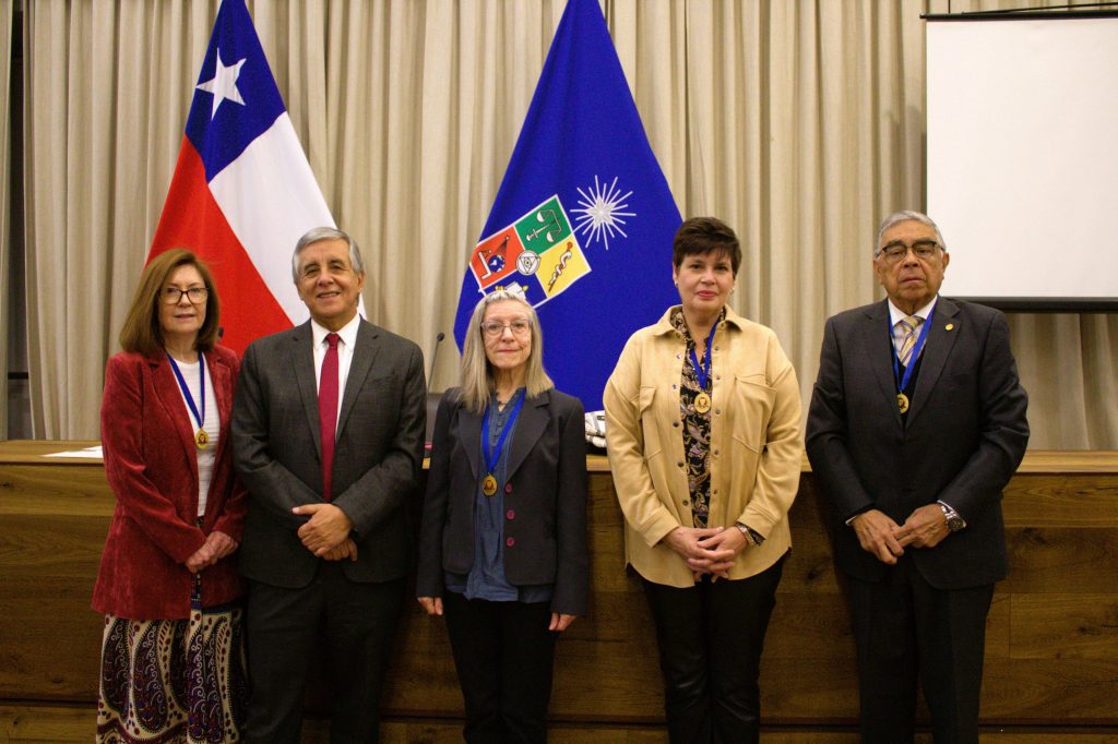 Sergio Lavandero recibió la medalla Hermann Schmidt-Hebbel por sus aportes a la ciencia - Enfermedades crónicas
