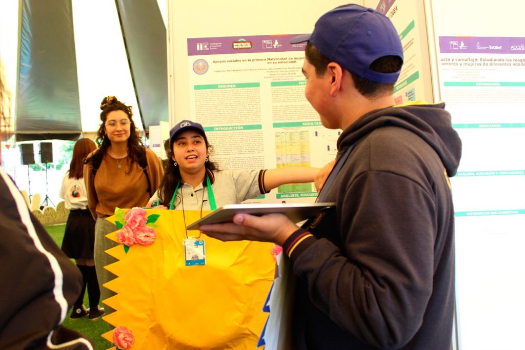 De la idea a la acción: más de 300 estudiantes compartieron sus investigaciones en el Encuentro de Clubes Científicos…