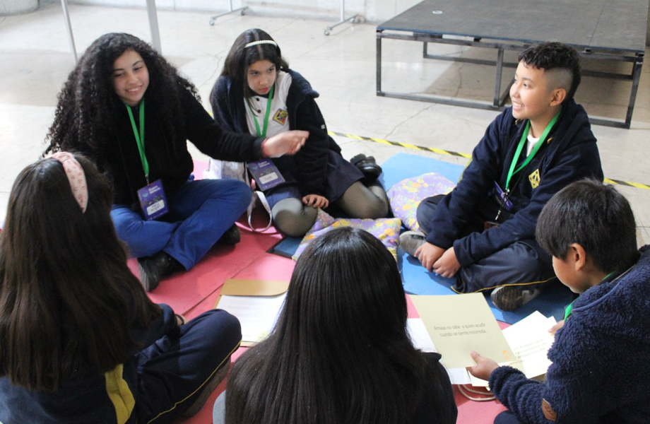 Primer Encuentro de Clubes Explorador@s del Conocimiento reunió a más de 80 estudiantes y docentes en la Biblioteca de…