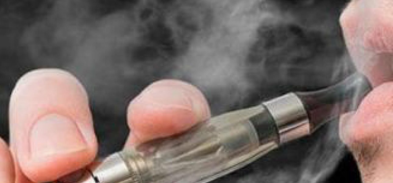 Nueva ley prohíbe venta de vapeadores con o sin nicotina a menores y regula su uso como productos de tabaco - Salud…