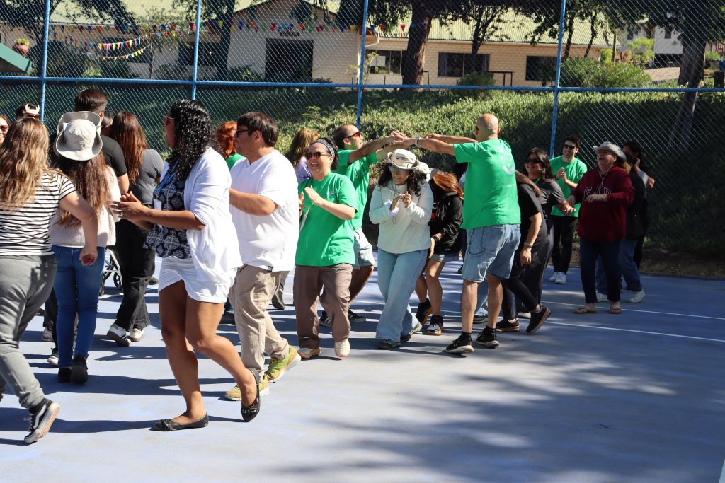 Ciencia, naturaleza y colaboración: docentes fortalecen su labor pedagógica en Campamento Explora VA! - Centro de…