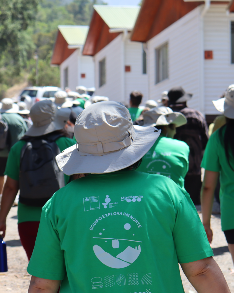 Ciencia, naturaleza y colaboración: docentes fortalecen su labor pedagógica en Campamento Explora VA! - Centro de…
