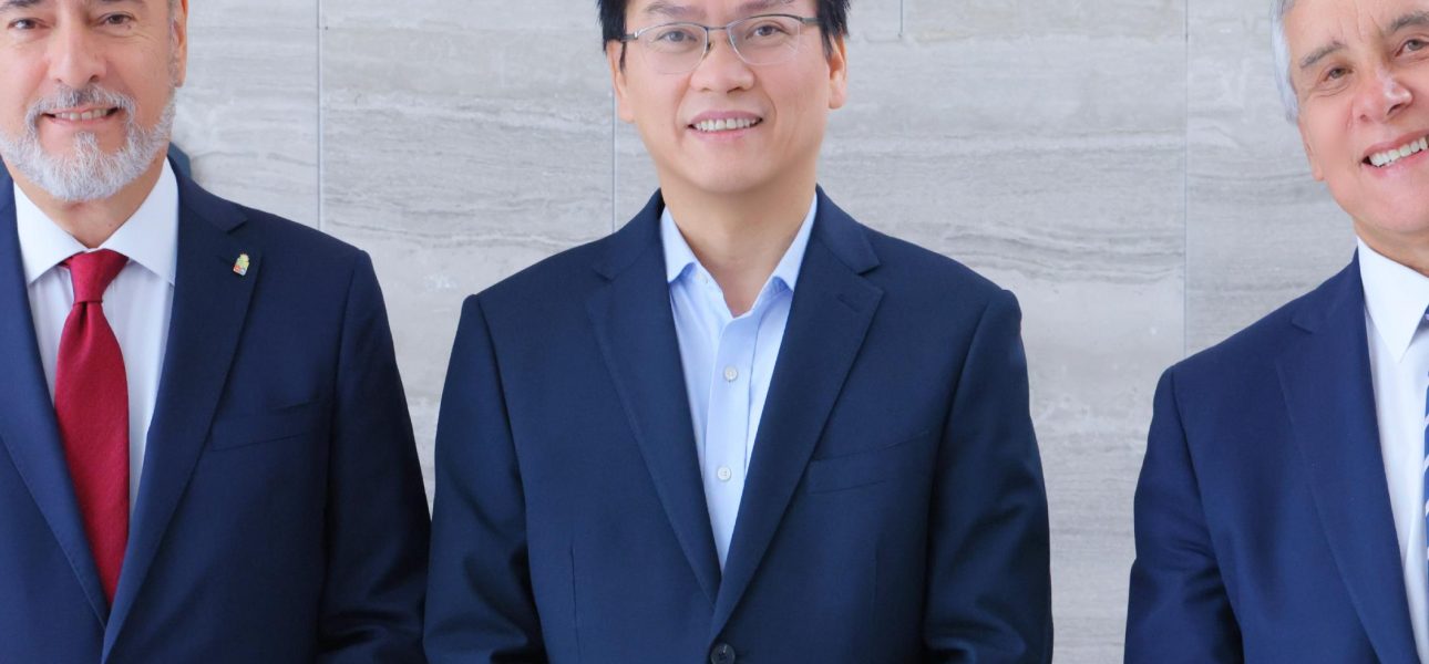 Facultad de Ciencias Químicas y Farmacéuticas y el centro de investigación GIMI, de China, firman alianza estratégica…